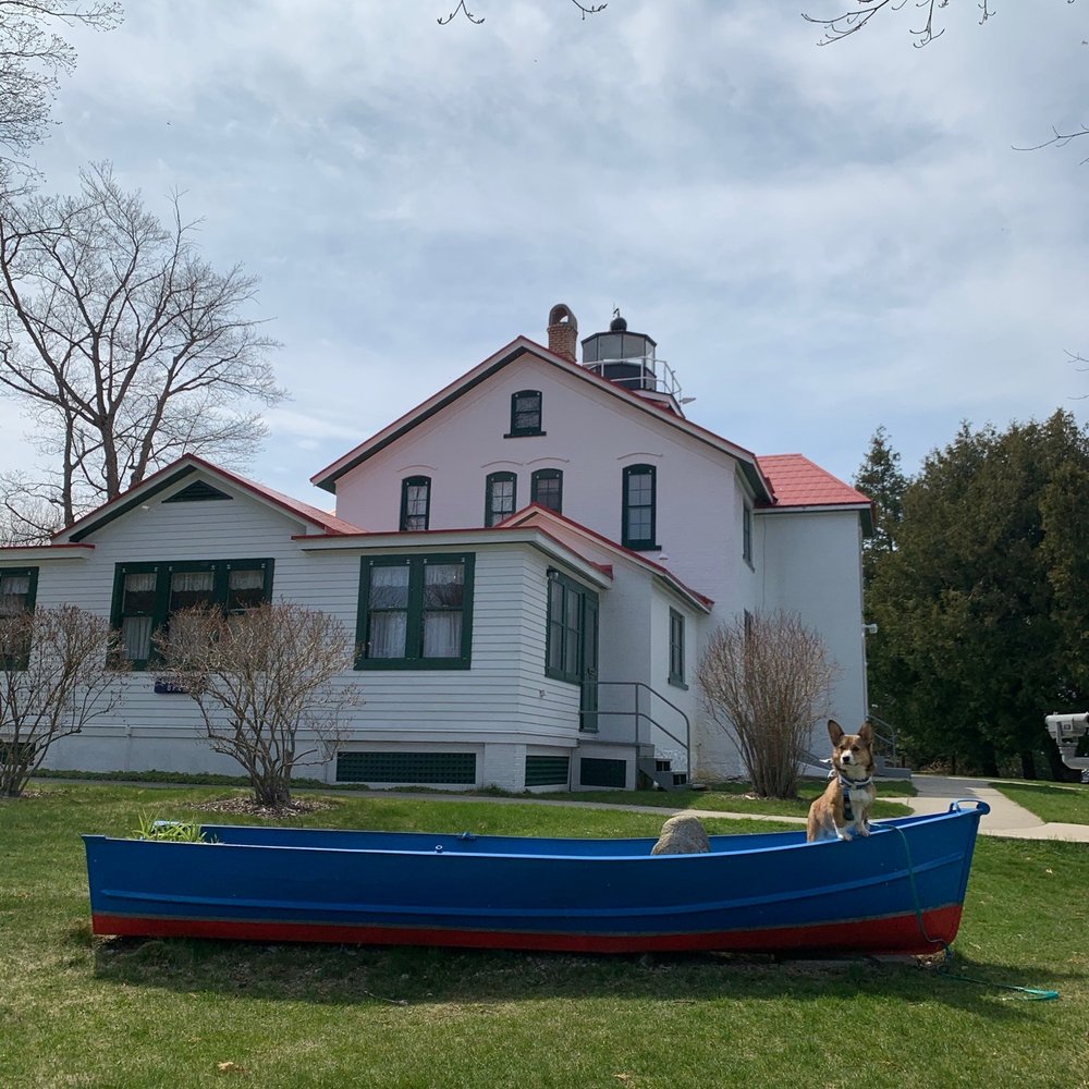 Grand Traverse Lighthouse Museum - My dog @ Grand Traverse Lighthouse Museum! - Museums Near Me - Northport, Michigan