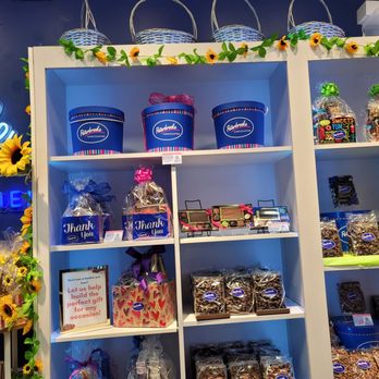 Peterbrooke Chocolatier - Chocolatiers & Shops Near Me - Tampa, Florida Peterbrooke Chocolatier - Chocolatiers & Shops Near Me - Tampa, Florida
