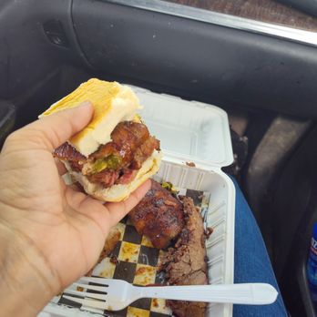 Bensmokin BBQ - Build your own sliders tri tip brisket Bernardo bomb perfection - Caterers Near Me Bensmokin BBQ - Build your own sliders tri tip brisket Bernardo bomb perfection - Caterers Near Me