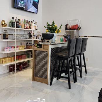 Klassy Nails - Klassy Nail New Look - Nail Salons Near Me - San Antonio, Texas