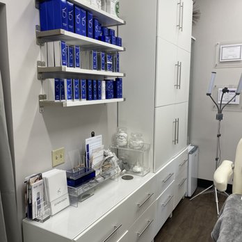 Dang Aesthetics - Medical Spas Near Me - Cedar Park, Texas Dang Aesthetics - Medical Spas Near Me - Cedar Park, Texas