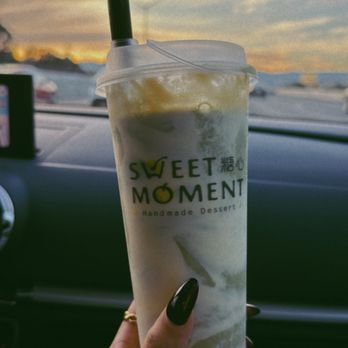 Sweet Moment - Matcha Red Bean Smoothie - Desserts Near Me - San Mateo, California Sweet Moment - Matcha Red Bean Smoothie - Desserts Near Me - San Mateo, California