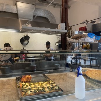 Pizza Paradiso - Pizza Near Me - Belgrano, C Pizza Paradiso - Pizza Near Me - Belgrano, C