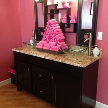 The Finishing Touch - Nail Salons Near Me - Peabody, Massachusetts