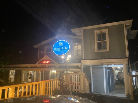 Ocean Echo Inn & Beach Cottages by null