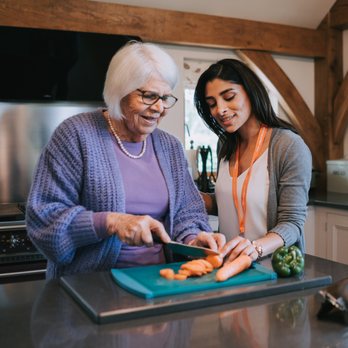 Unique Senior Care | Coventry - Meal Preparation - Home Health Care Near Me - Coventry, WAR Unique Senior Care | Coventry - Meal Preparation - Home Health Care Near Me - Coventry, WAR