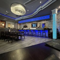 Mizu Sushi & Thai - Inside restaurant