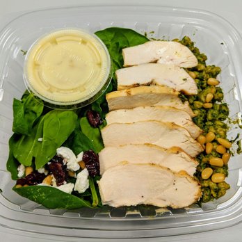 Proper Food - Spinach & Farro Salad with Chicken - Coffee & Tea Near Me - New York, New York Proper Food - Spinach & Farro Salad with Chicken - Coffee & Tea Near Me - New York, New York