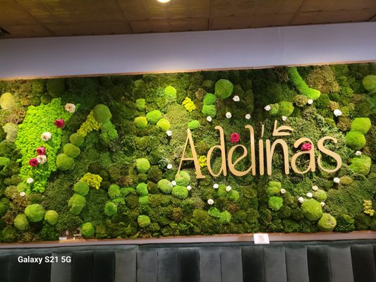 Adelinas Restaurant & Bar by null