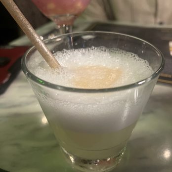 CVI.CHE 105 - Pisco sour - Seafood Near Me - Miami, Florida CVI.CHE 105 - Pisco sour - Seafood Near Me - Miami, Florida