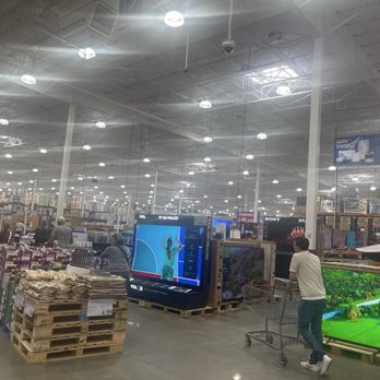 Costco Wholesale - Plenty of Savings - Wholesale Stores Near Me - West Des Moines, Iowa Costco Wholesale - Plenty of Savings - Wholesale Stores Near Me - West Des Moines, Iowa