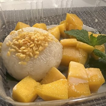 Mae-Khong Thai Tapas & Bar - Mango sticky rice - Thai Near Me - Mesa, Arizona