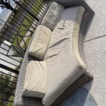 The White House Hotel Biloxi - Pool furniture - Hotels Near Me - Biloxi, Mississippi The White House Hotel Biloxi - Pool furniture - Hotels Near Me - Biloxi, Mississippi
