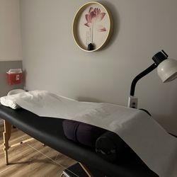 Taproot Acupuncture & Herbs