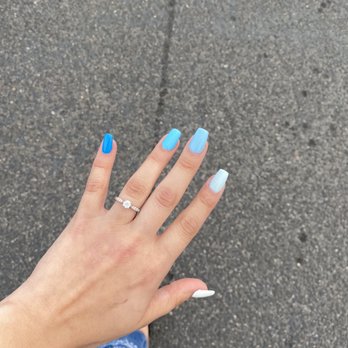 Queen Nails - Manicure Acrylic Nail Fullsets Acrylic Nail Fill In Nail Color - Nail Salons Near Me - Vancouver, Washington