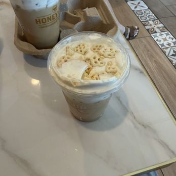 Honey Cup - Honeycomb Latte - Coffee & Tea Near Me - Calabasas, California Honey Cup - Honeycomb Latte - Coffee & Tea Near Me - Calabasas, California