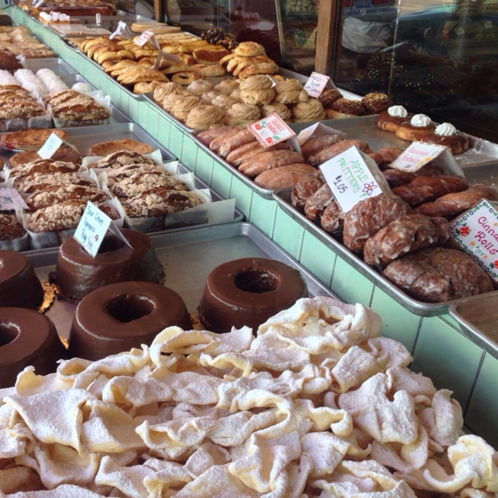 New Palace Bakery - Front window - Bakeries Near Me - Hamtramck, Michigan New Palace Bakery - Front window - Bakeries Near Me - Hamtramck, Michigan