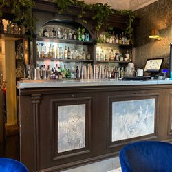 The Corner Lounge Garden
