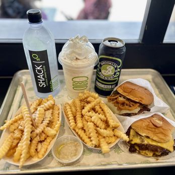 Shake Shack St. John's Town Center - Hot Dogs Near Me - Jacksonville, Florida Shake Shack St. John's Town Center - Hot Dogs Near Me - Jacksonville, Florida