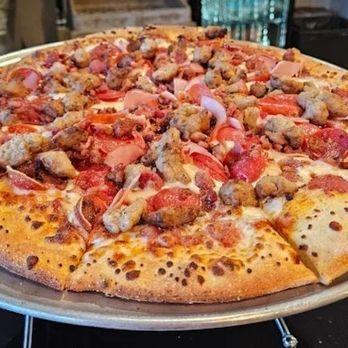 Coach's Corner Pizza & Brew - Pizza Near Me - Cypress, California