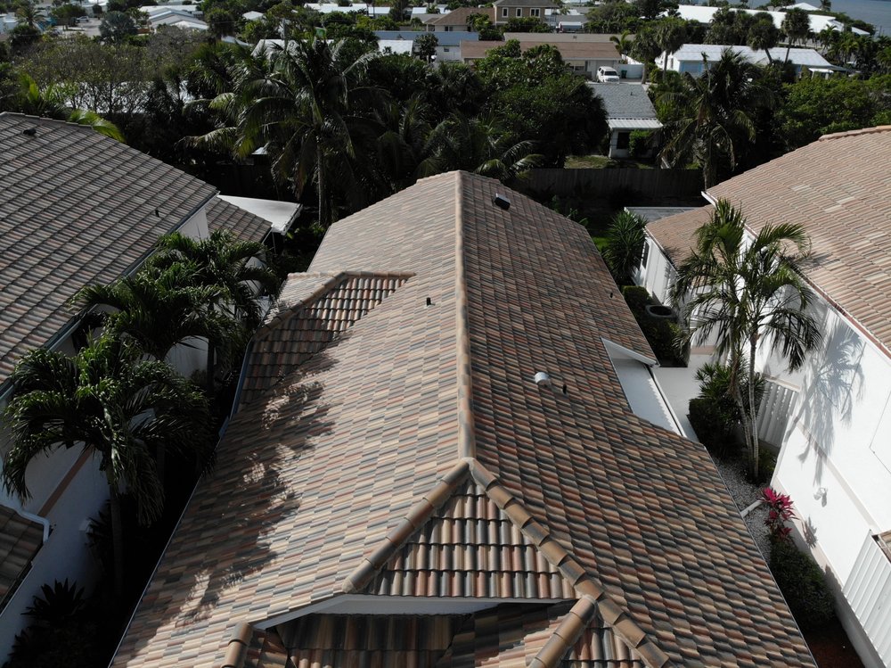 Slide of Marzo Roofing