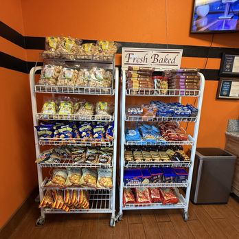 Ginelle's Bakery - Bakeries Near Me - Elk Grove, California