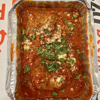 Antonucci’s Authentic Italian - Side of meatballs with marinara sauce - Pizza Near Me - Spring Hill, Tennessee Antonucci’s Authentic Italian - Side of meatballs with marinara sauce - Pizza Near Me - Spring Hill, Tennessee