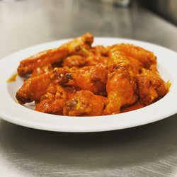 LaRoma's Pizzeria & Restaurant - Chicken wings