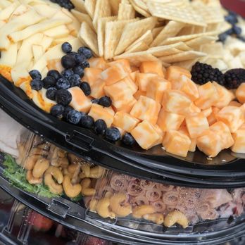Imagine That Events - Cheese fruit and cracker tray - Caterers Near Me - Milwaukee , Wisconsin