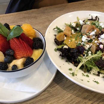 Caffe Central - Fruit Bowl & Farmers Salad - Coffee & Tea Near Me - Burlingame, California