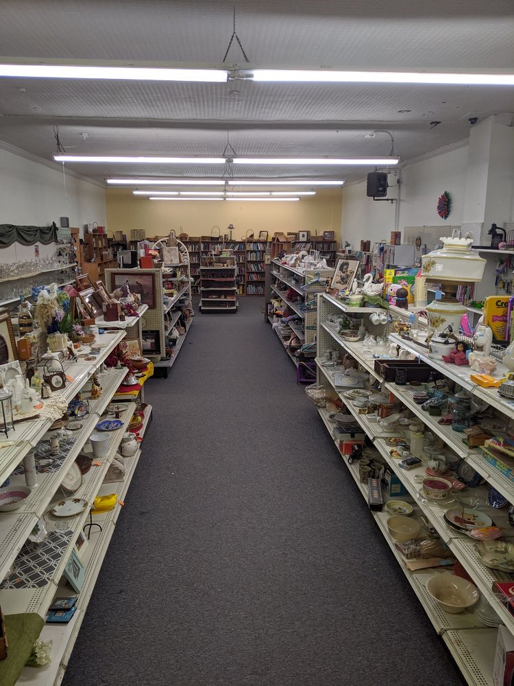 FAMILY PATHWAYS THRIFT STORE 112 Main St E, Hinckley, Minnesota