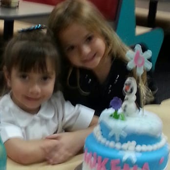 Chuck E. Cheese - Pizza Near Me - Honolulu, Hawaii
