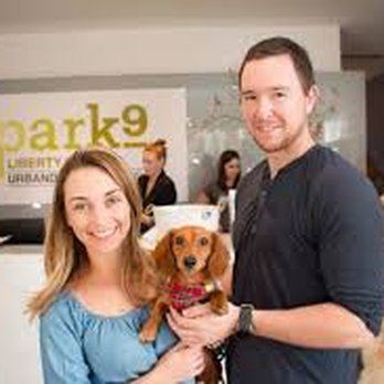Park9 Pearson YYZ - Pet Groomers Near Me - Toronto, Ontario