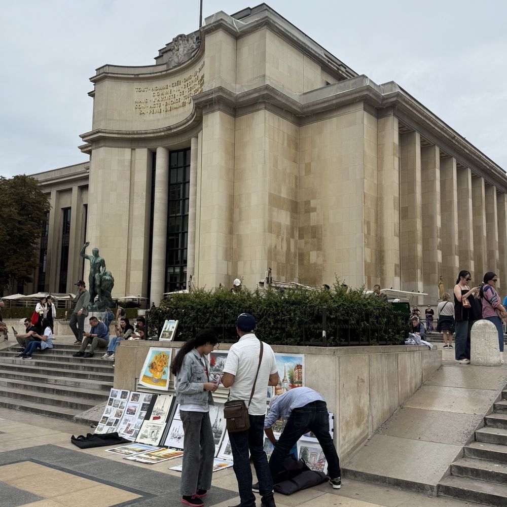 Place du Trocadéro - Photo 4: Palais de Chaillot - Public Plazas Near Me - Paris, 75 Place du Trocadéro - Photo 4: Palais de Chaillot - Public Plazas Near Me - Paris, 75