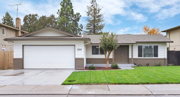 1981 N Broadway Walnut Creek Ca KIMBERLY BARNETT - COLDWELL BANKER - Updated March 2025 - 47 Photos