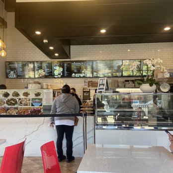 Le Creme - Restaurant - Desserts Near Me - San Jose, California