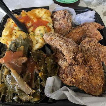 Seattle Soul Kitchen - Smackin' Mackin EverGreens Fried Chicken with 2 sides - Soul Food Near Me - Seattle, Washington