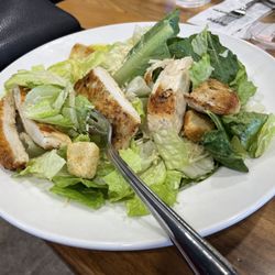 Hy-Vee - Grilled Chicken Cesear Salad