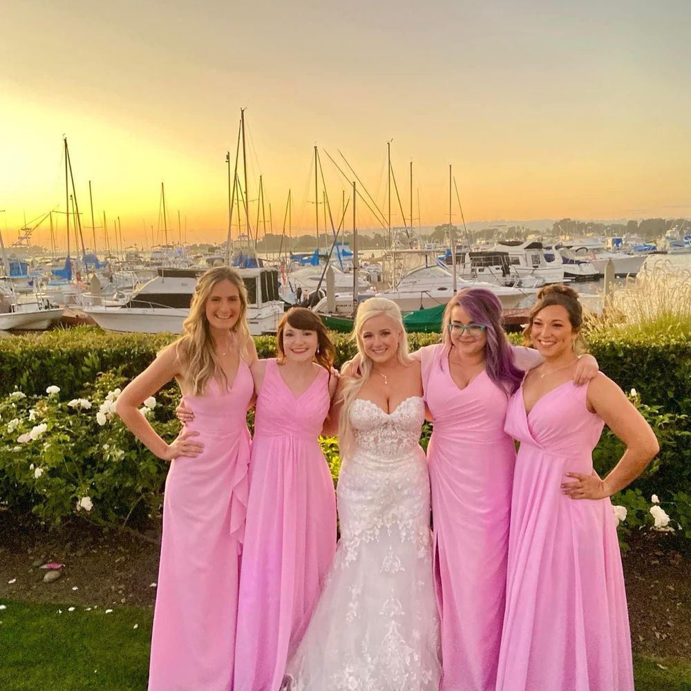 JCDesigns - Bride and bridesmaids - Wedding Planning Near Me