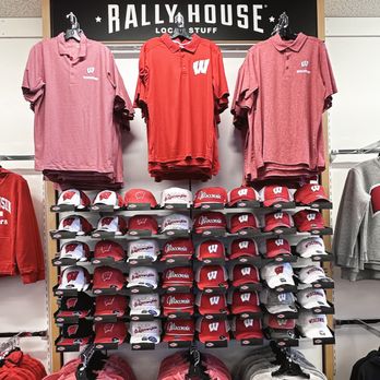 Rally House Asbury Plaza - Wisconsin Badgers - Sports Wear Near Me - Dubuque, Iowa Rally House Asbury Plaza - Wisconsin Badgers - Sports Wear Near Me - Dubuque, Iowa