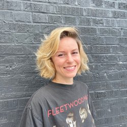 French Bob haircut