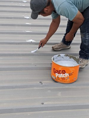 PL Hurley Roofing Systems Logo