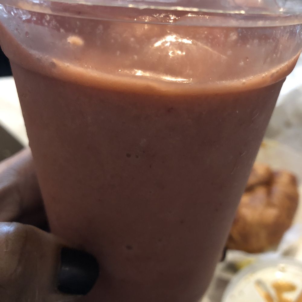 Ain't She Sweet Cafe - Tropical Breezer Smoothie - Coffee & Tea Near Me - Chicago, Illinois