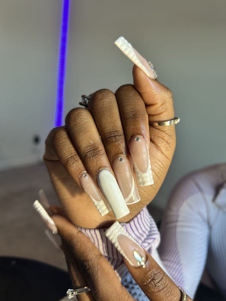 Nailed By Kira Logo