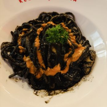 Regina Sconta - Cuttlefish fish ink pasta - Venetian Near Me - Venezia, VE Regina Sconta - Cuttlefish fish ink pasta - Venetian Near Me - Venezia, VE