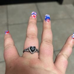 MK Nails and Spa