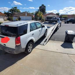Vehicle removal Vehicle removal