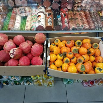 Ararat Market - Pomegranates and persimmons, my two favorite Fall fruits. - Armenian Near Me - Clovis, California Ararat Market - Pomegranates and persimmons, my two favorite Fall fruits. - Armenian Near Me - Clovis, California