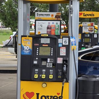 Love's Travel Stop - Gas Stations Near Me - Oak Creek, Wisconsin Love's Travel Stop - Gas Stations Near Me - Oak Creek, Wisconsin