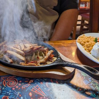 Carlitos Mexican Restaurant - Mexican Near Me - Red Bluff, California Carlitos Mexican Restaurant - Mexican Near Me - Red Bluff, California